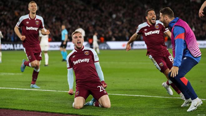 米体：斯帕莱蒂准备重新整合现有球员，由三中卫变阵四后卫