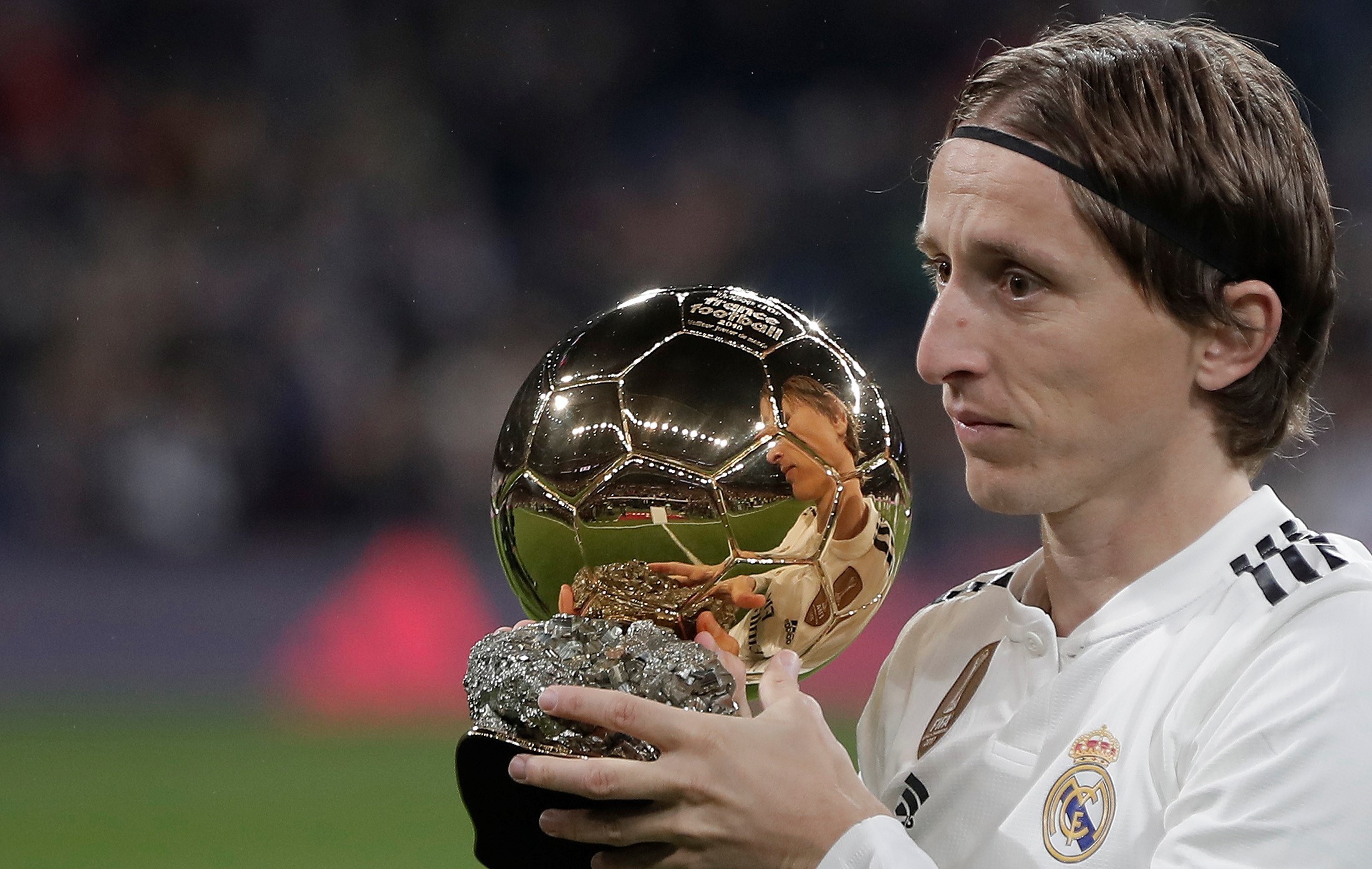 弗赖堡4-0大胜美因茨，奥斯特哈格、曼赞比建功